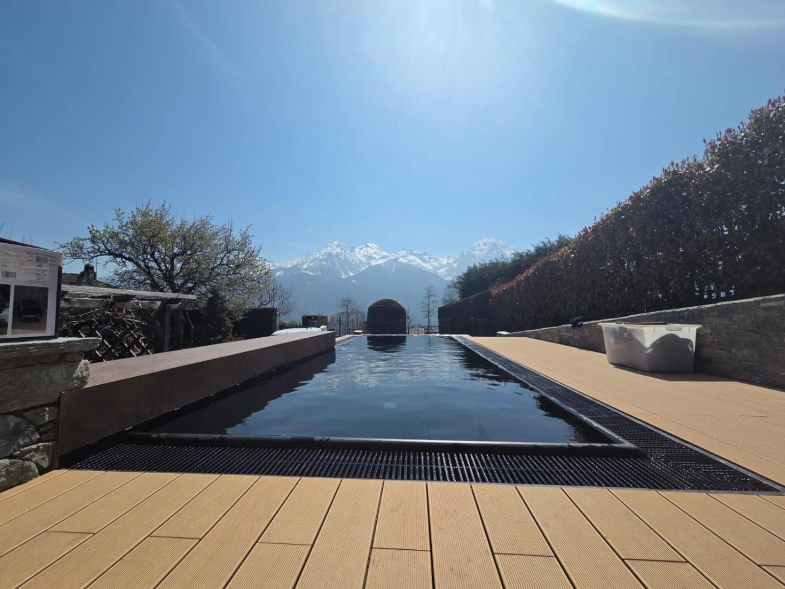 Les Vrais Rayons Hotel Verrayes Luaran gambar